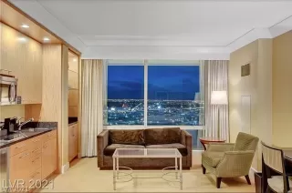 Photo #6: 2294746 Listing 