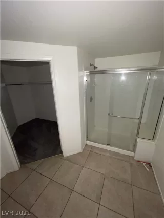 Photo #3: 2294750 Listing 