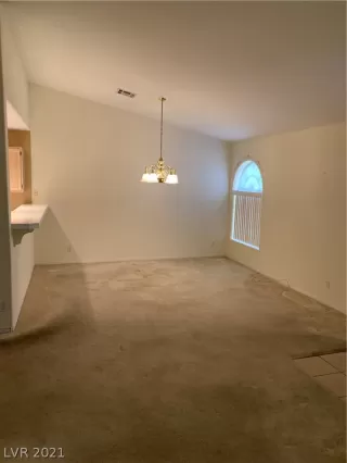 Photo #6: 2294766 Listing 