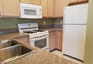 Photo #2: 2294773 Listing