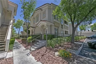 Photo #3: 2294774 Listing 