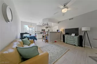 Photo #5: 2294774 Listing 