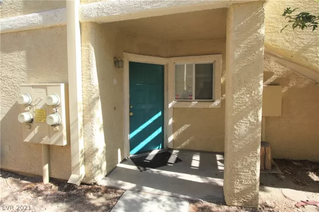 MLS: 2294787 Condo For Sale