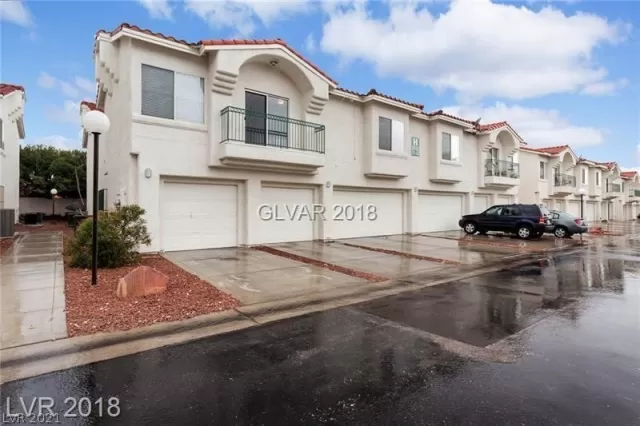 MLS: 2294798 Condo For Sale