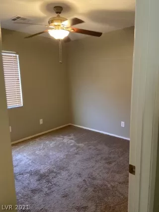 Photo #5: 2294825 Listing