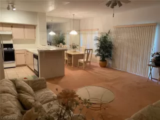 Photo #1: 2294828 Listing 