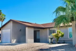 Photo #1: 2294886 Listing 