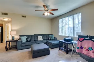 Photo #5: 2294935 Listing 