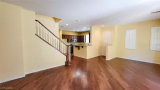 Photo #2: 2294958 Listing 