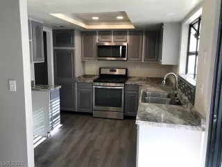 Photo #4: 2294999 Listing 