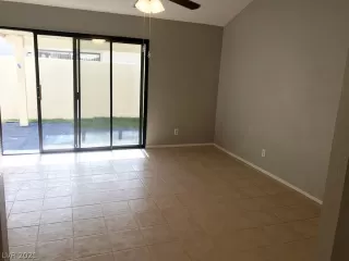 Photo #5: 2294999 Listing 