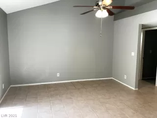 Photo #6: 2294999 Listing 