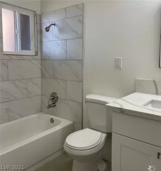 Photo #2: 2295008 Listing 