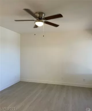 Photo #5: 2295008 Listing 