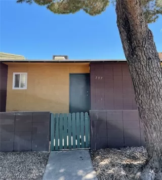 Photo #6: 2295008 Listing 