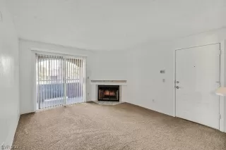 Photo #3: 2295040 Listing