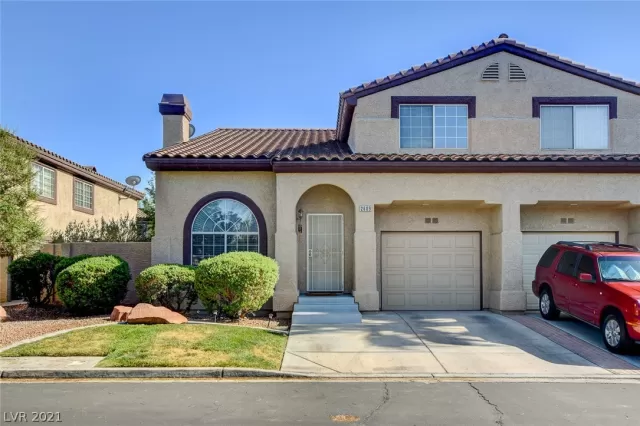 MLS: 2295078 Condo For Sale