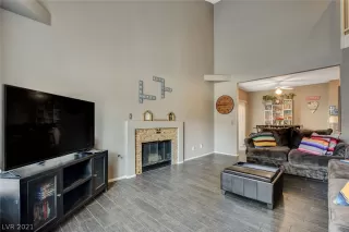 Photo #2: 2295078 Listing 