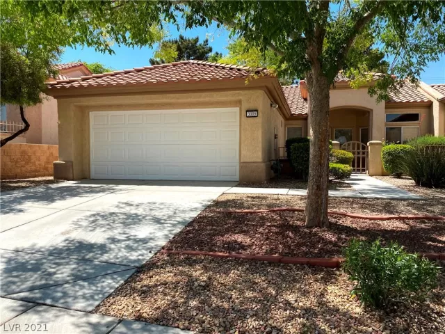 MLS: 2295086 Condo For Sale