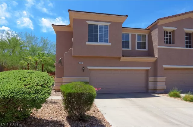 MLS: 2295116 Condo For Sale