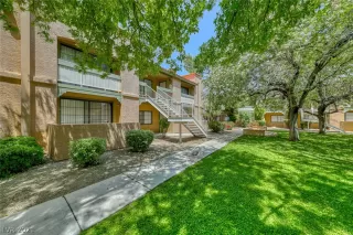 Photo #1: 2295174 Listing 
