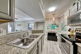 Photo #5: 2295174 Listing 