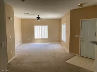 Photo #2: 2295175 Listing 