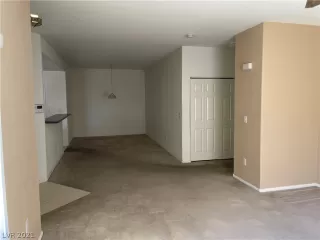 Photo #3: 2295175 Listing 