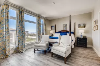 Photo #5: 2295193 Listing