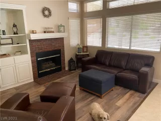 Photo #3: 2295244 Listing 