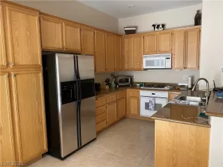 Photo #4: 2295244 Listing 