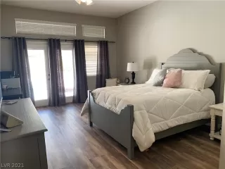 Photo #5: 2295244 Listing 