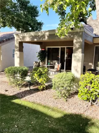 Photo #6: 2295297 Listing