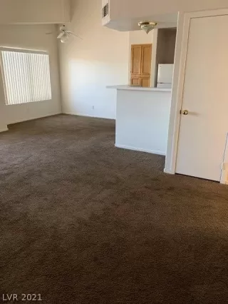 Photo #2: 2295307 Listing 