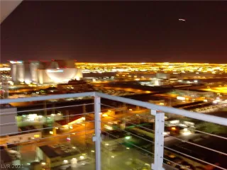 Photo #4: 2295333 Listing 