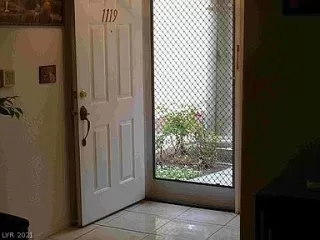 Photo #2: 2295349 Listing 