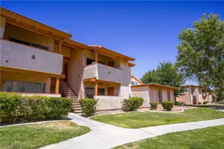 Photo #1: 2295360 Listing