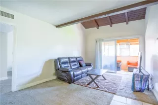 Photo #2: 2295360 Listing