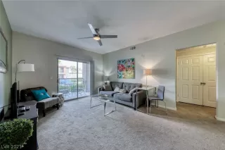 Photo #1: 2295494 Listing