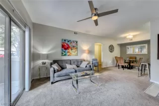 Photo #3: 2295494 Listing