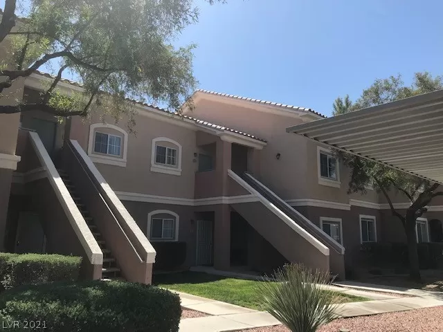 MLS: 2295535 Condo For Sale