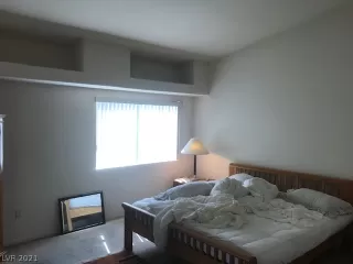 Photo #5: 2295535 Listing