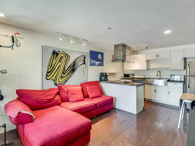 MLS: 2295576 Condo For Sale