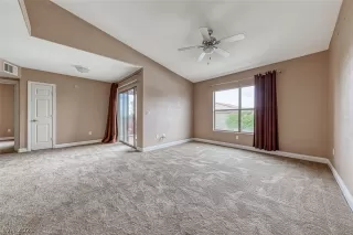 Photo #3: 2295578 Listing