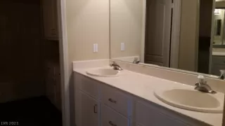 Photo #5: 2295625 Listing 