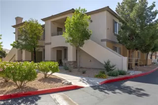 Photo #1: 2295635 Listing