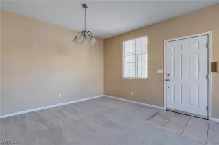 Photo #3: 2295635 Listing