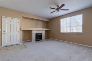 Photo #6: 2295635 Listing