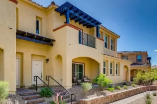 Photo #1: 2295639 Listing