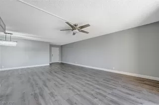 Photo #2: 2295738 Listing